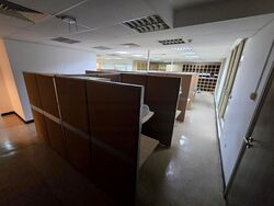 High Street Centre (D6), Office #484038621
